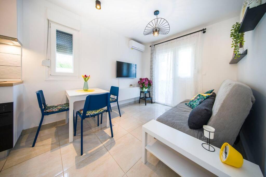 Apartman Nane Solin Exterior photo